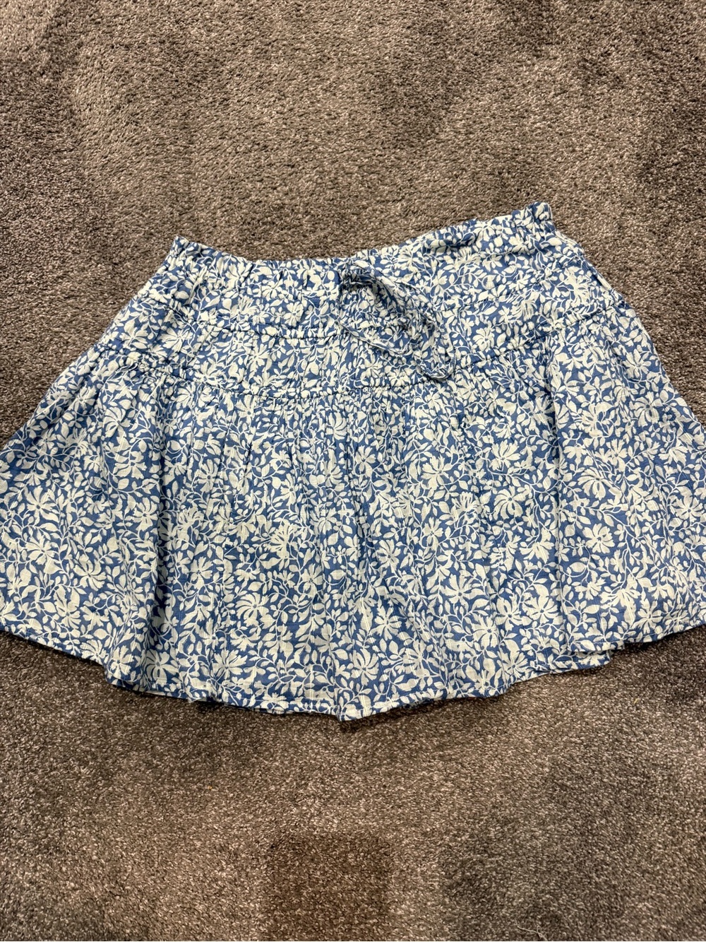 American Eagle Outfitters Blue and White Floral Tie-Waist Mini Skirt